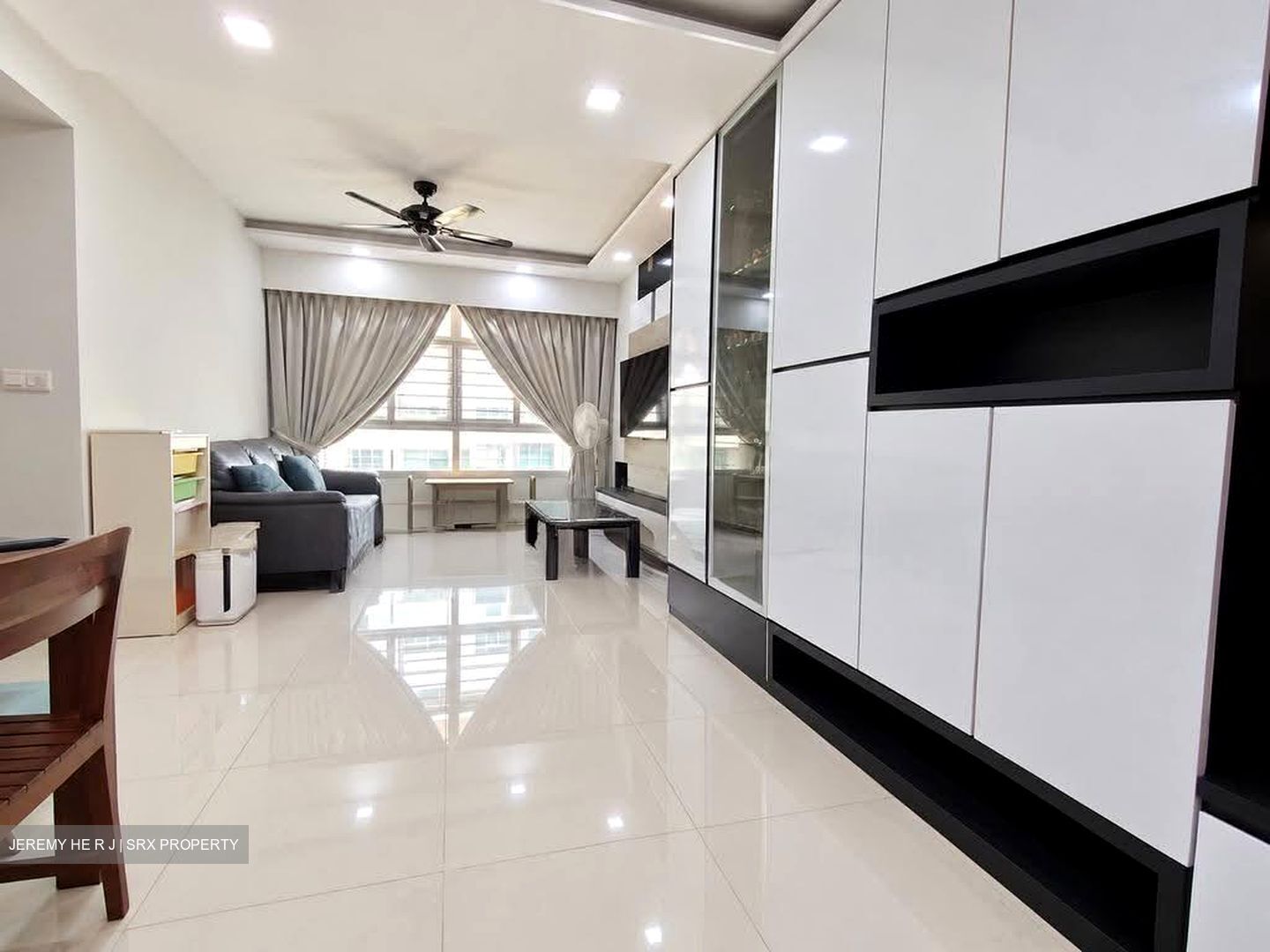 Blk 428A Floral Spring @ Yishun (Yishun), HDB 4 Rooms #636940271